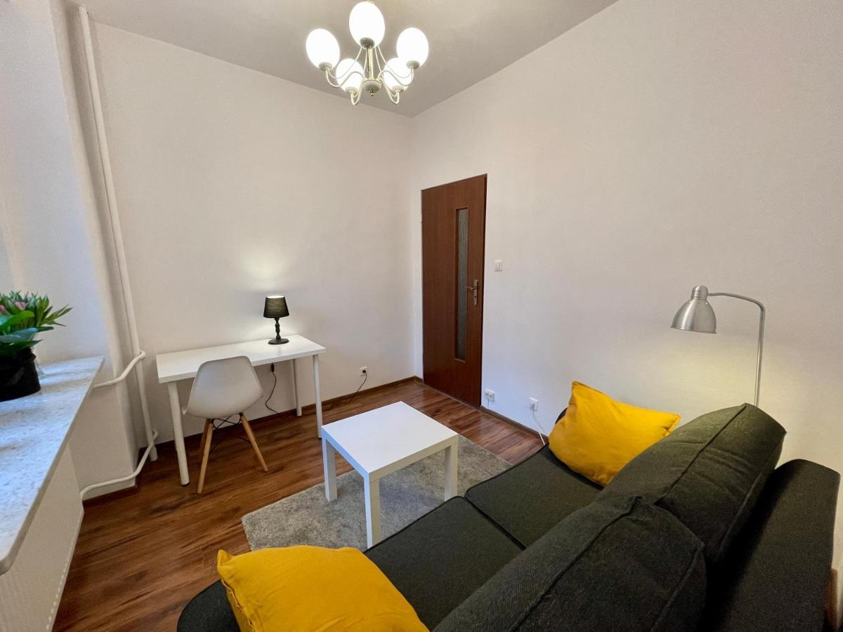 Diamond Metro Wifi 300 Mbs 70'Tv Netflix Hbo Appletv+ Lejlighed Warszawa Eksteriør billede